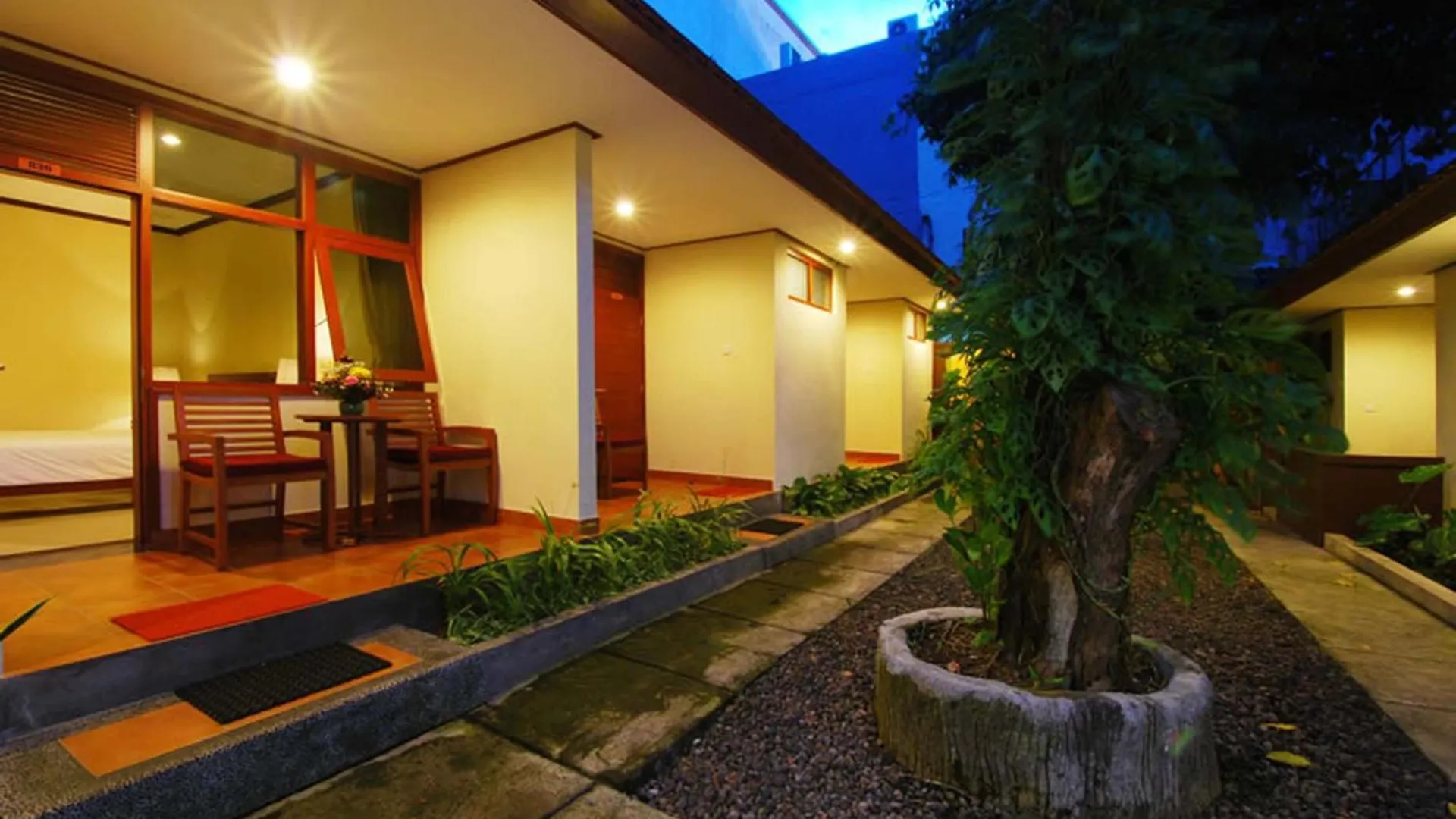 *** Hotel Yulia Beach Inn Kuta Kuta  Indonesia