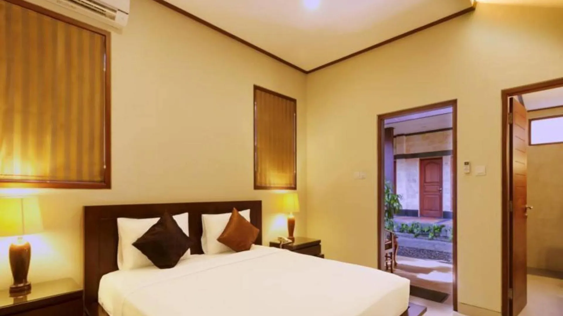 Yulia Beach Inn Kuta Kuta  Indonesia