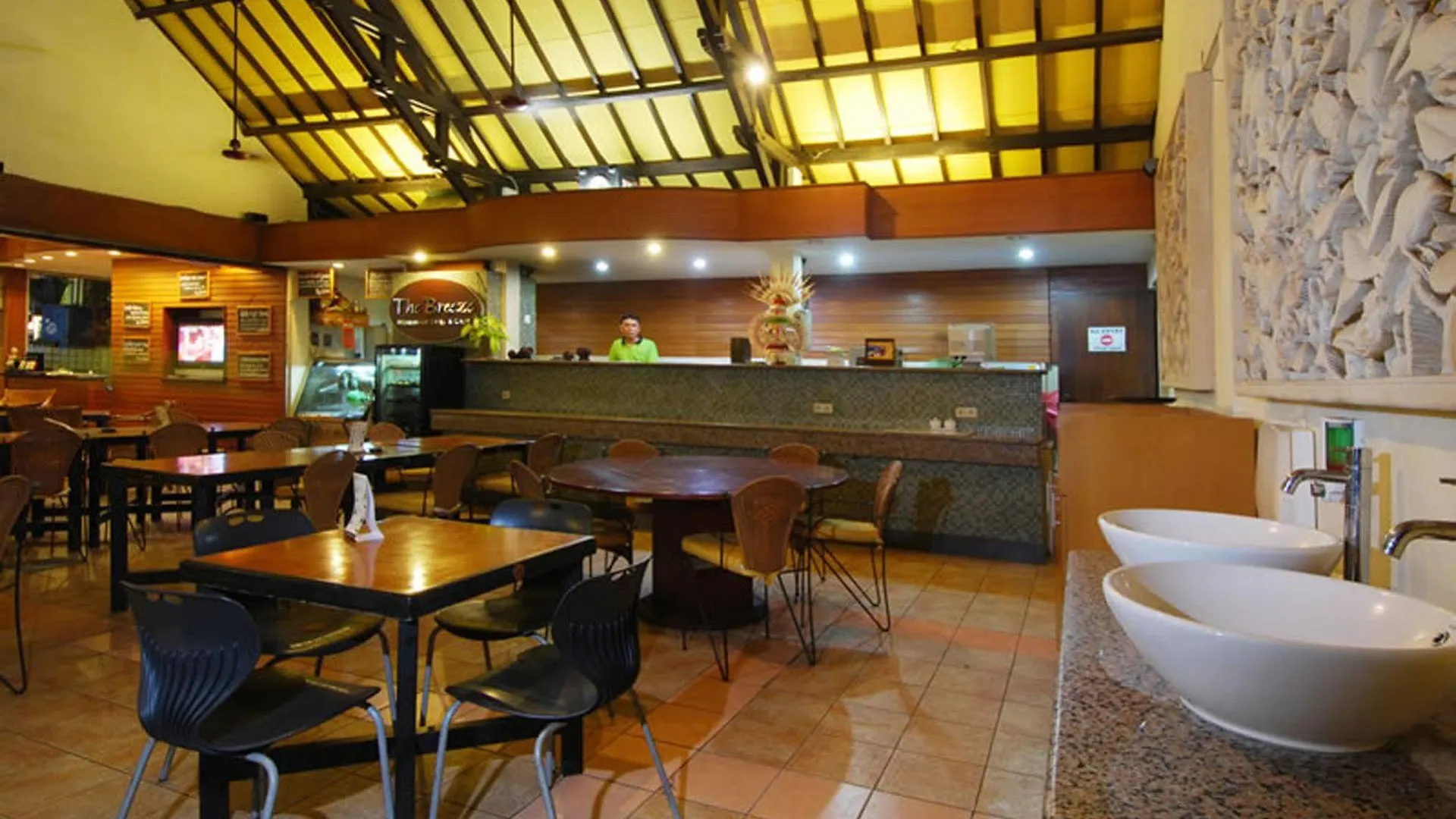 *** Hotel Yulia Beach Inn Kuta Kuta  Indonesia